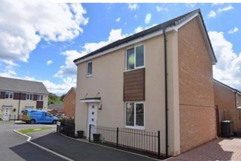 Dudley House **Staycation & Contractors** Sleeps 7 Tipton Exteriör bild